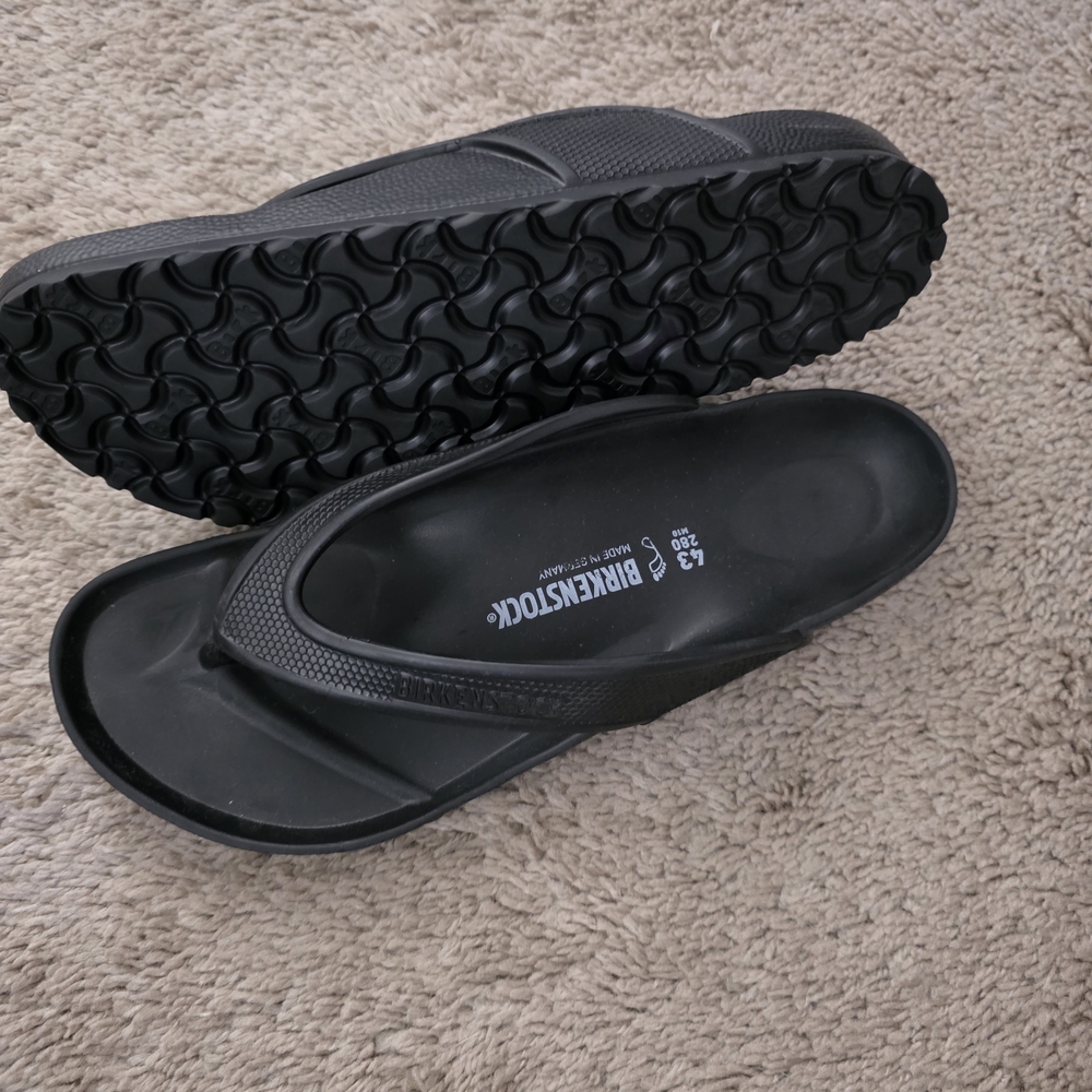Birkenstock Honolulu EVA in black